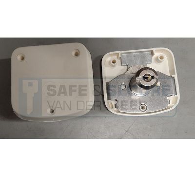 Junie oplegslot type 3021, wit plastic met cilinder (in nikkelkleur) 